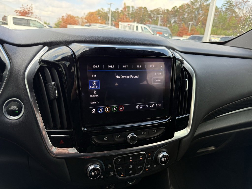 Used 2022 Chevrolet Traverse RS image 16