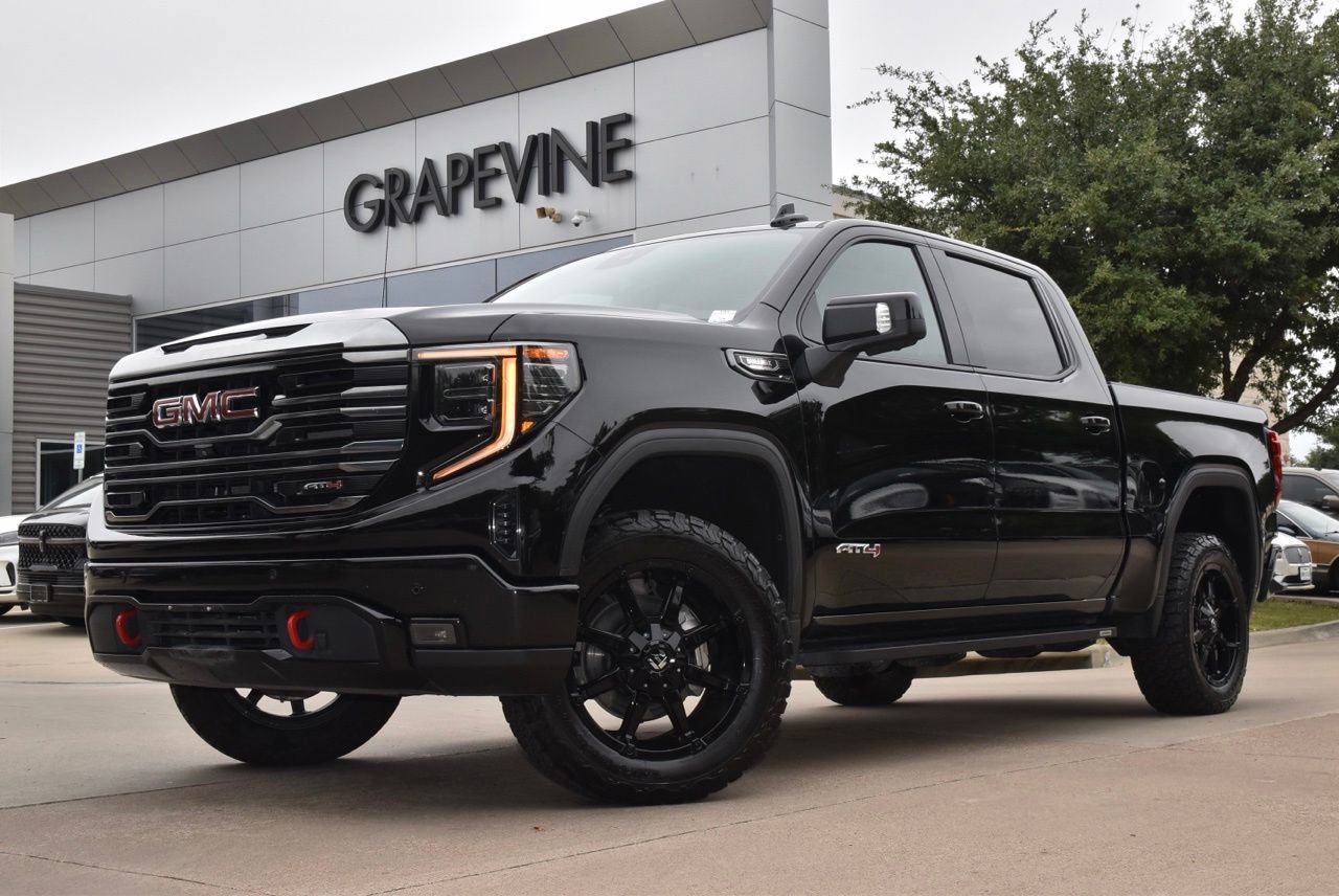 Used 2023 GMC Sierra 1500 AT4 AWD/4WD image 2