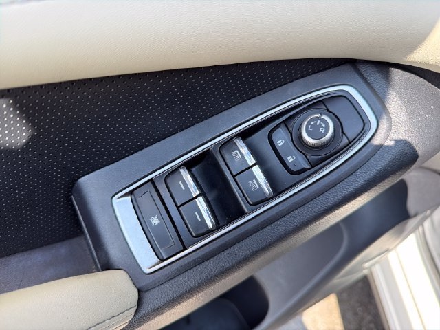 Used 2020 Subaru Ascent Limited w/ Technology Package AWD/4WD image 18