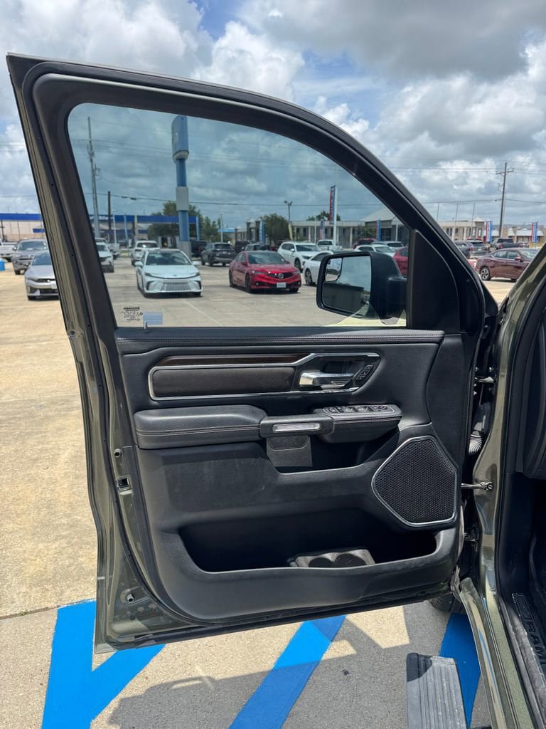 Used 2021 RAM 1500 Laramie w/ Laramie Southwest Edition RWD image 8