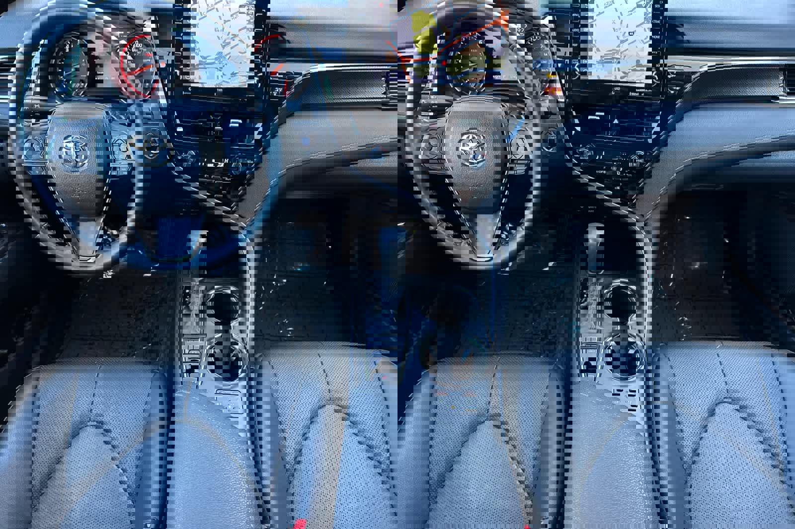 Used 2023 Toyota Camry XSE w/ Navigation Package image 3