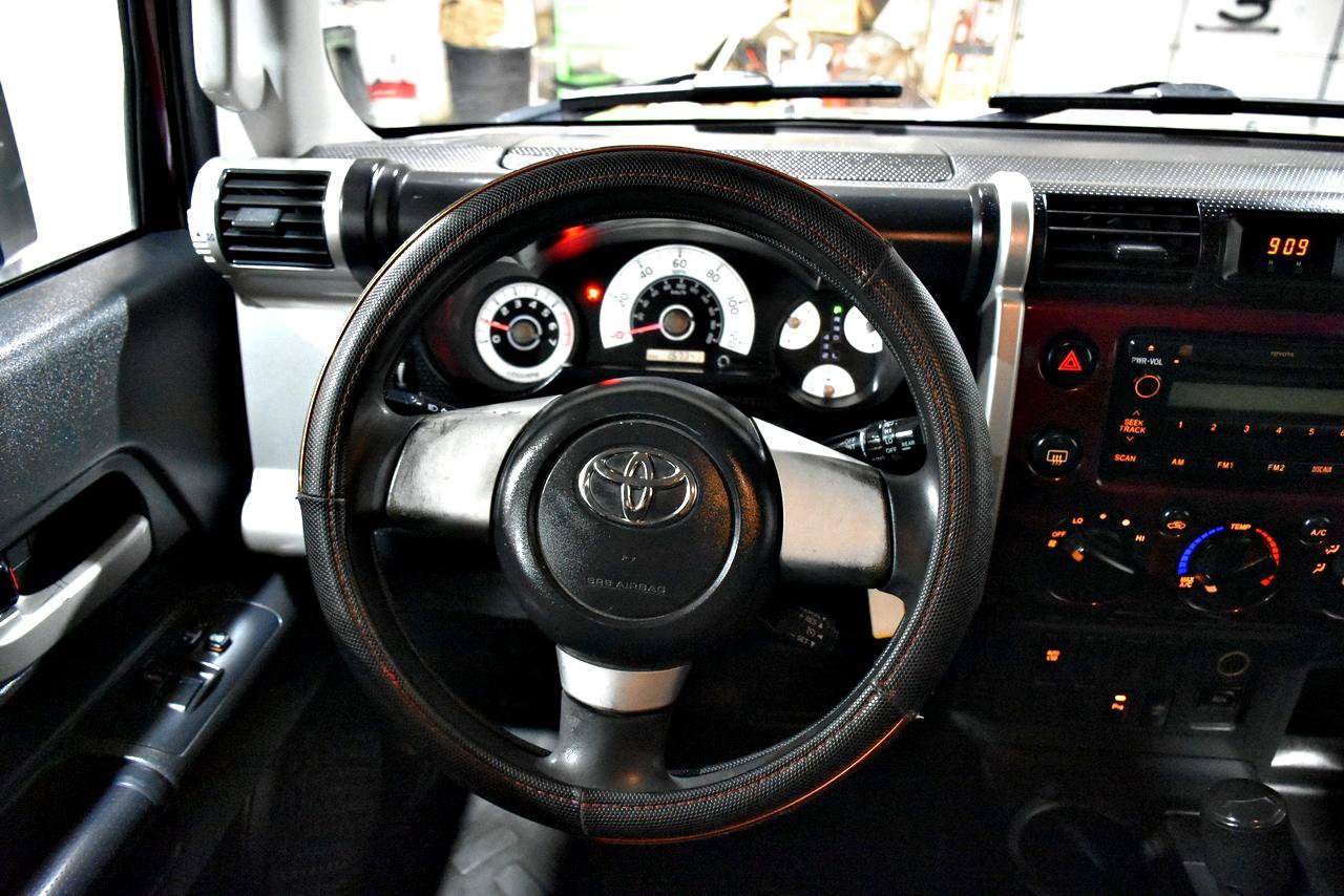 Used 2007 Toyota FJ Cruiser 2WD image 36