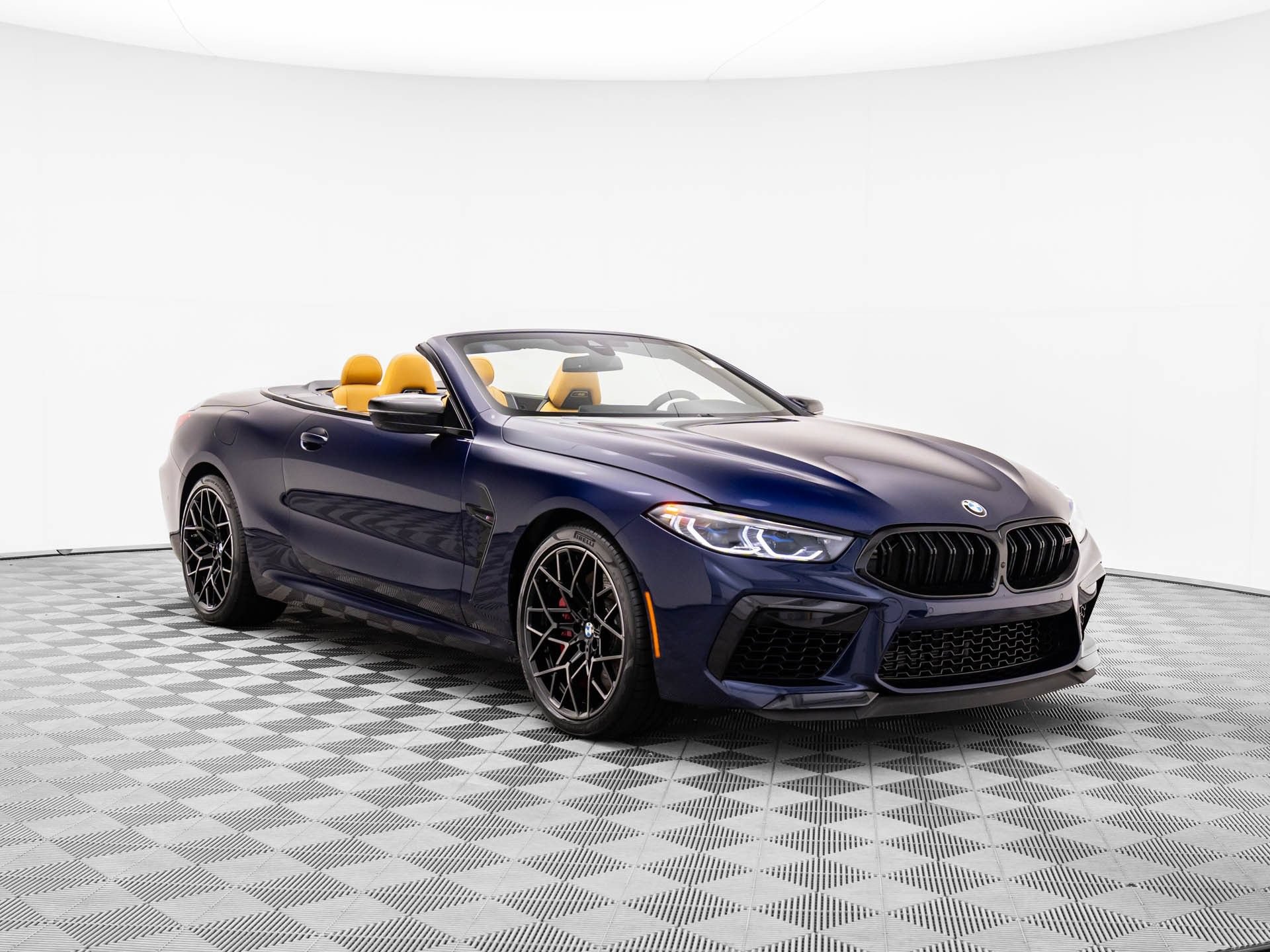 Used 2025 BMW M8 Competition w/ Driving Assistance Package AWD/4WD image 8