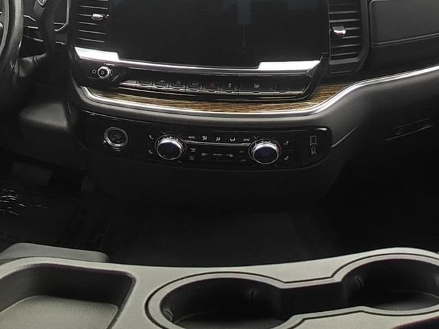 Used 2022 GMC Sierra 1500 SLE AWD/4WD image 33