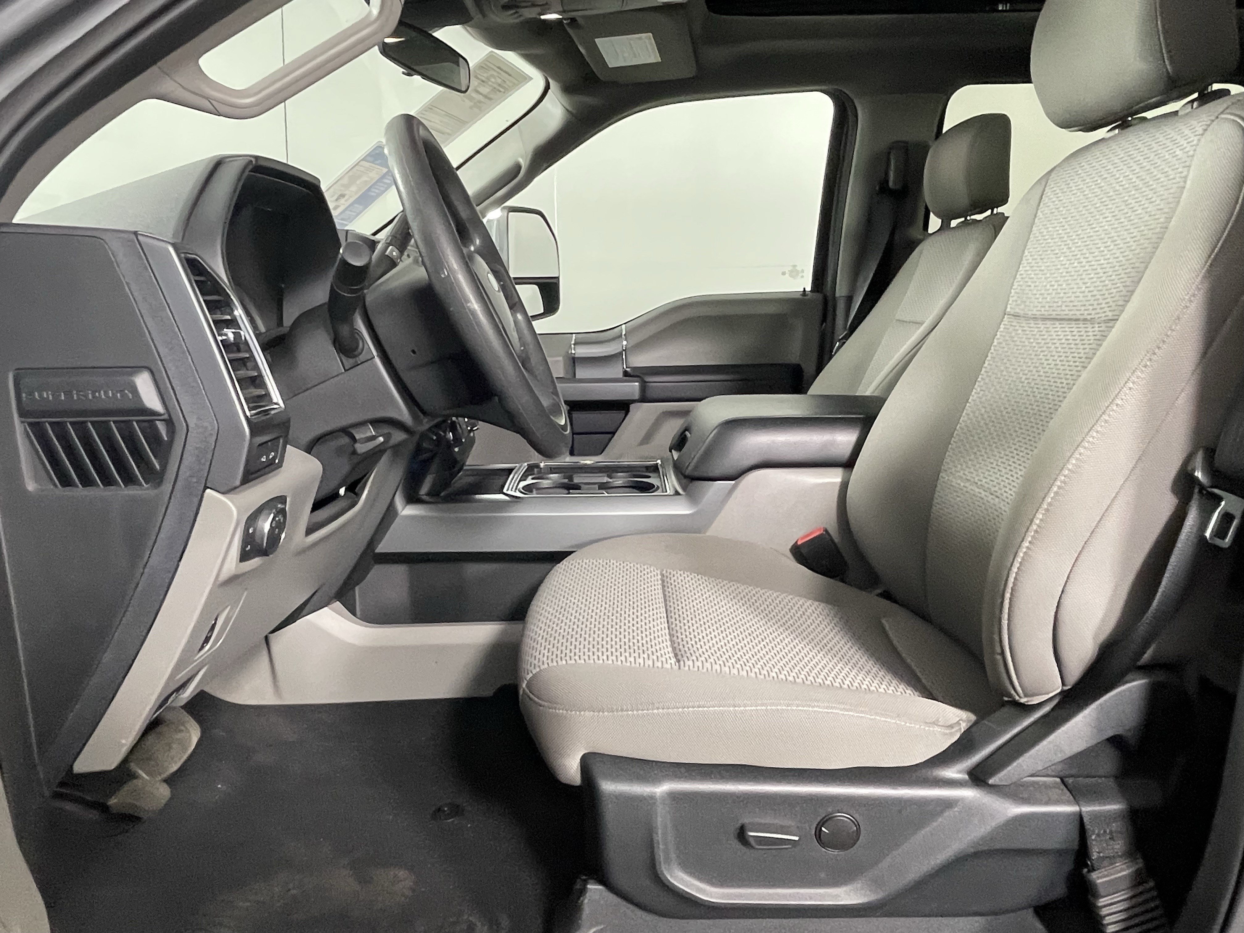 Certified 2021 Ford F350 XLT w/ XLT Premium Package AWD/4WD image 10