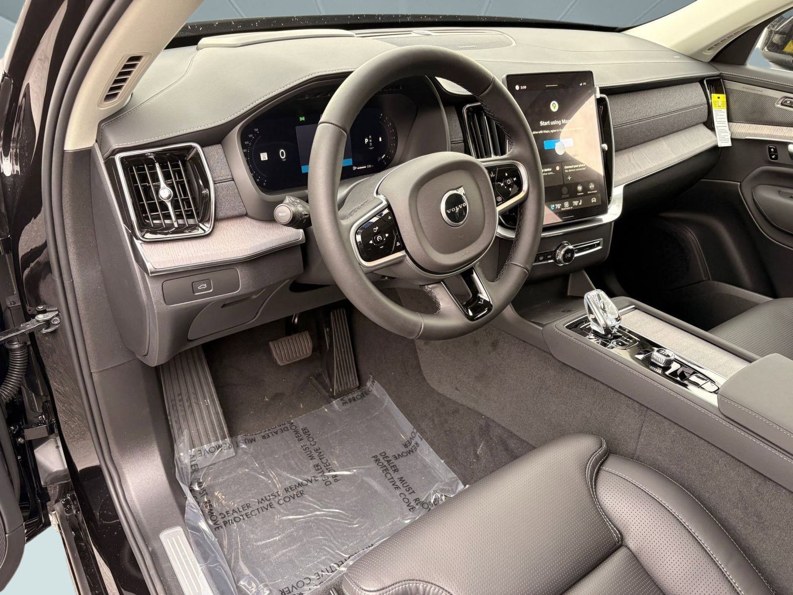 New 2026 Volvo XC90 B6 Ultra w/ Protection Package image 4