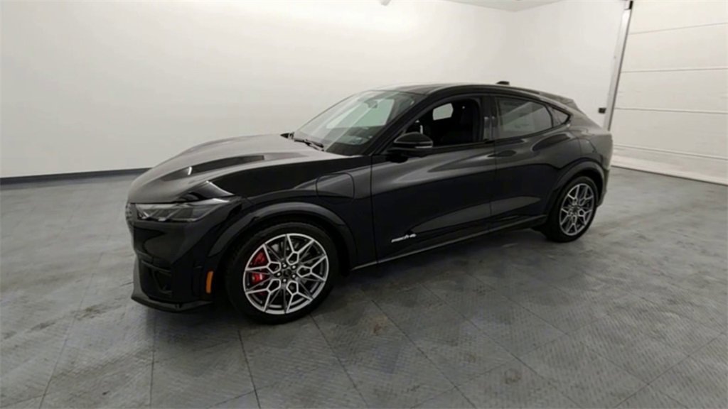 New 2025 Ford Mustang Mach-E GT image 4