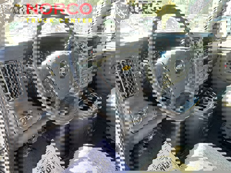 Used 2021 Chevrolet Express 3500 LT w/ LT Preferred Equipment Group image 21