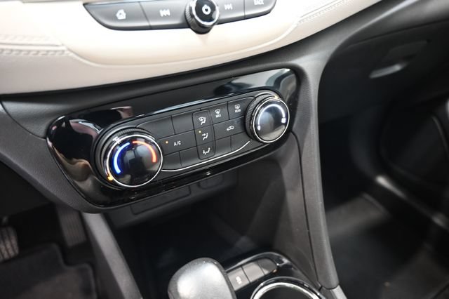 Used 2023 Buick Encore GX Preferred FWD image 17
