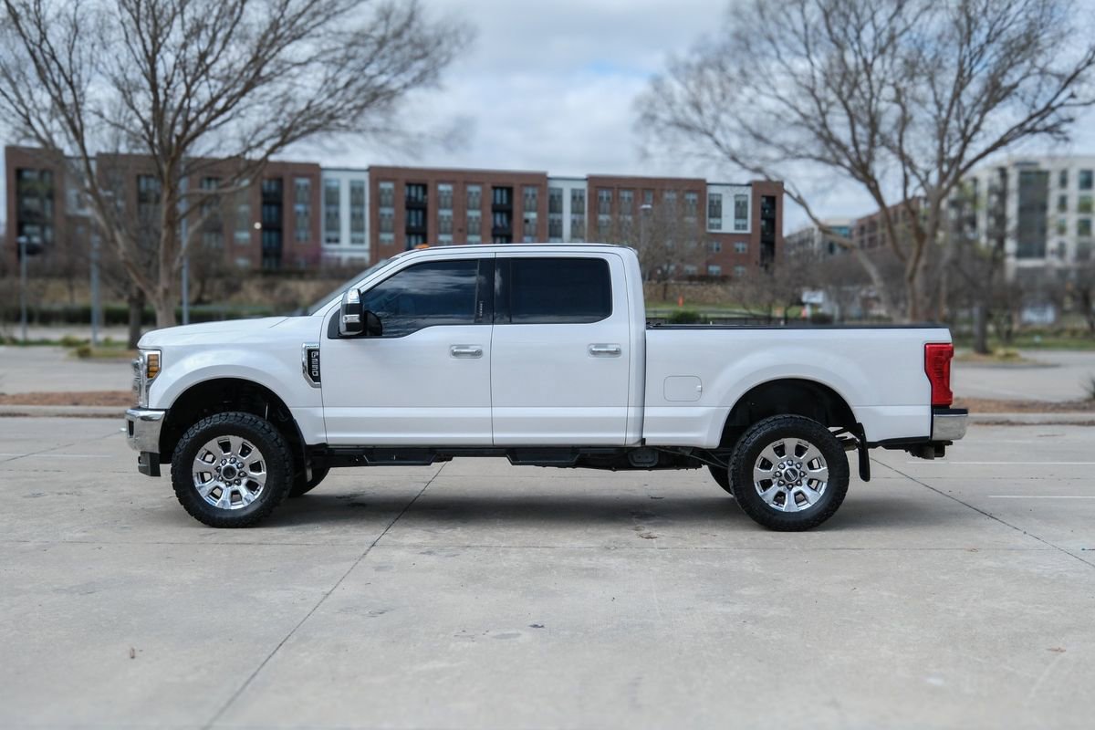 Used 2018 Ford F250 Lariat w/ Chrome Package image 10