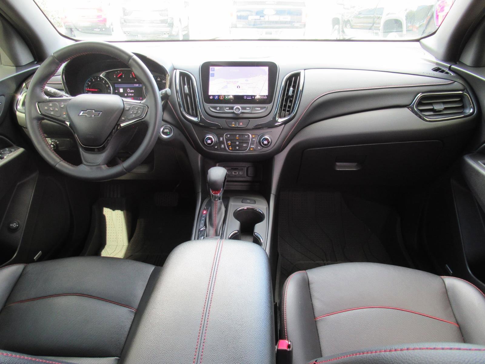 Used 2022 Chevrolet Equinox RS w/ RS Leather Package FWD image 13