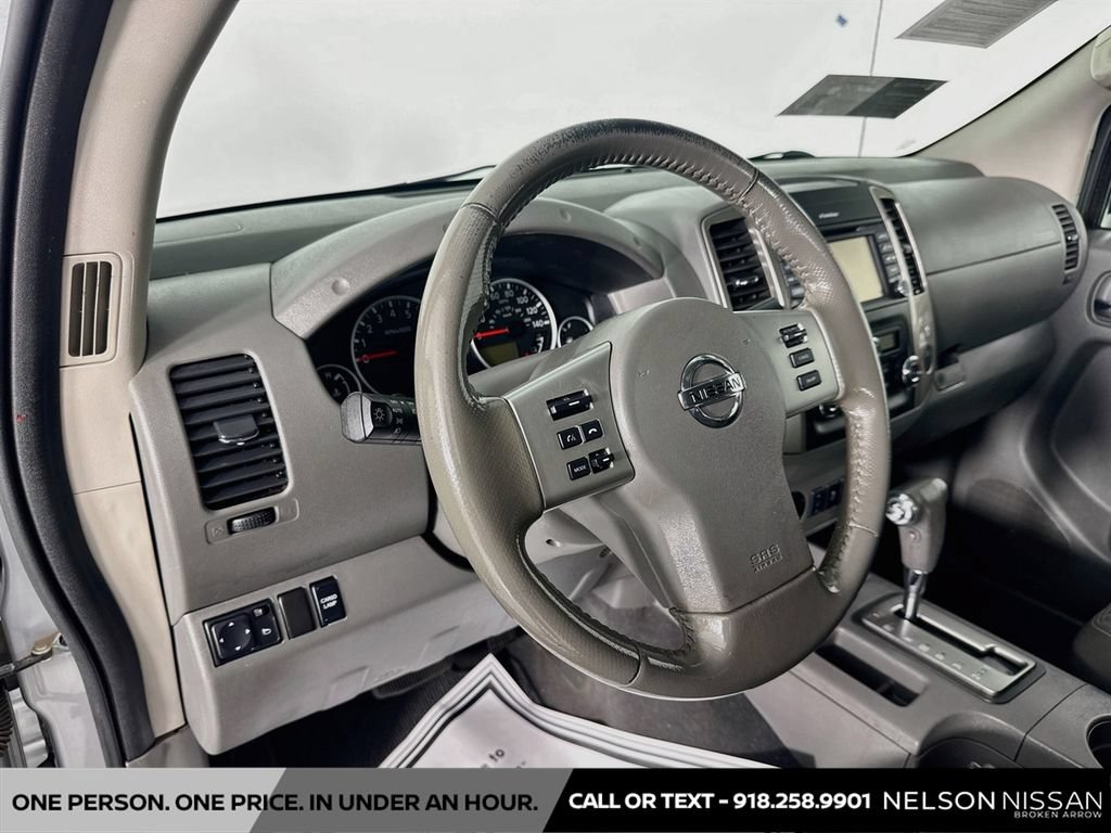Used 2019 Nissan Frontier SL RWD image 9