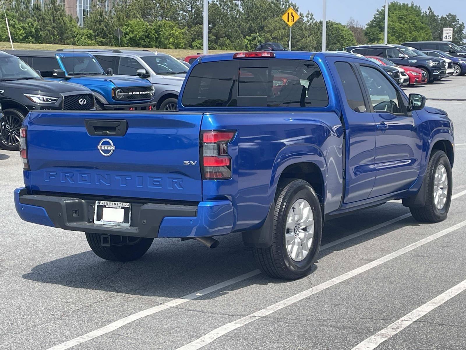 Used 2024 Nissan Frontier SV w/ SV Convenience Package image 4