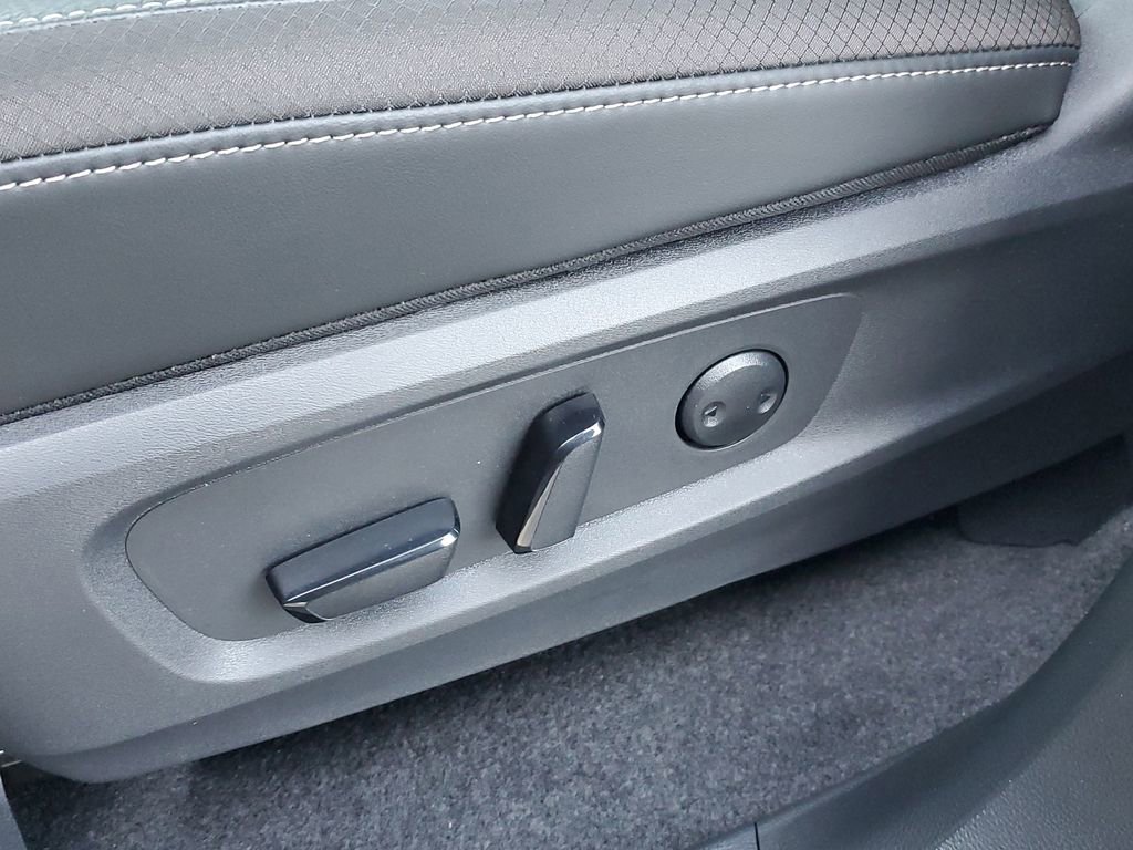 New 2026 Nissan Pathfinder SL image 19