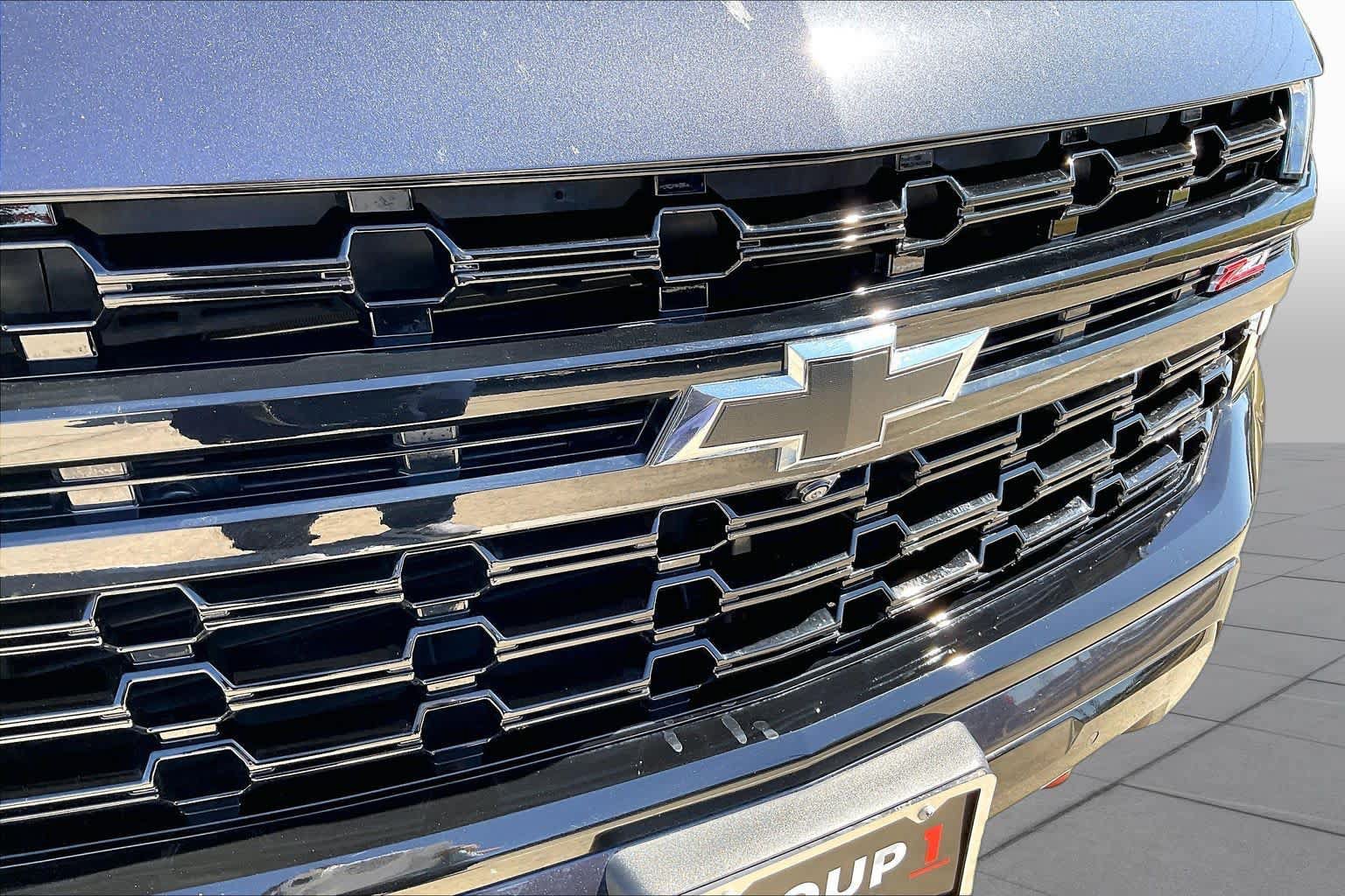 Used 2024 Chevrolet Tahoe Z71 w/ Luxury Package AWD/4WD image 30