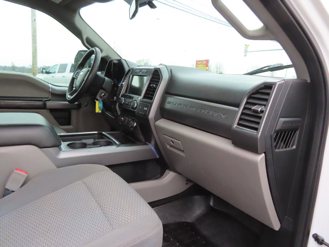 Used 2018 Ford F250 XLT w/ XLT Premium Package image 48