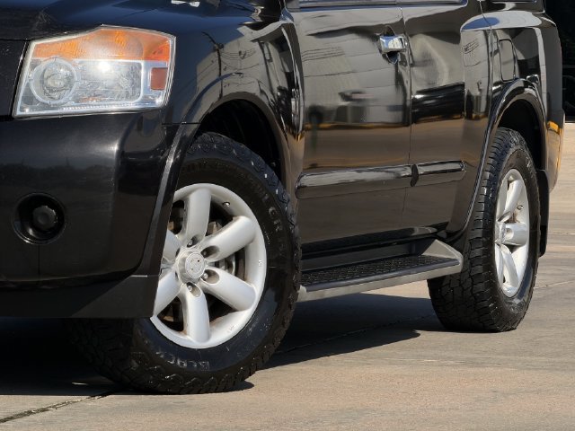 Used 2015 Nissan Armada SV RWD image 10