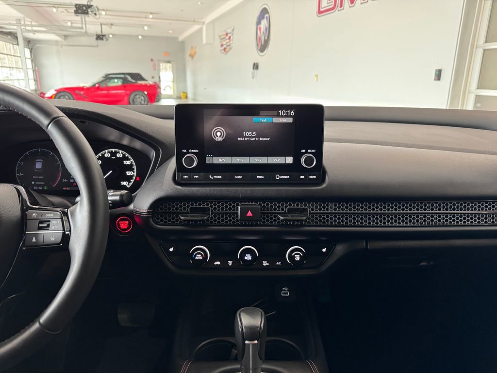 Used 2024 Honda HR-V Sport image 17