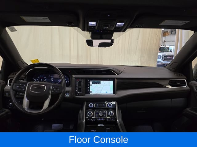 Used 2023 GMC Yukon Denali w/ Advanced Technology Package AWD/4WD image 32