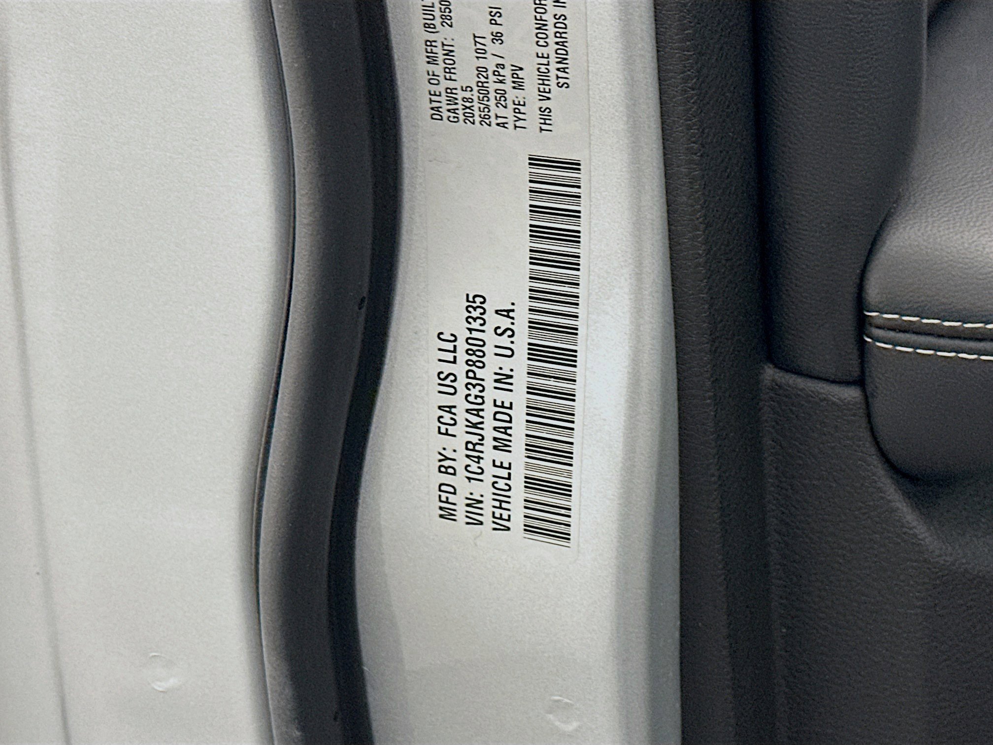 Used 2023 Jeep Grand Cherokee L Laredo image 12