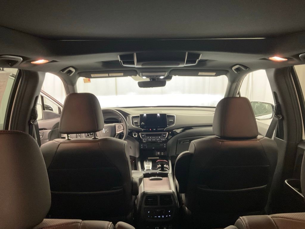 Used 2021 Honda Pilot Black Edition image 31