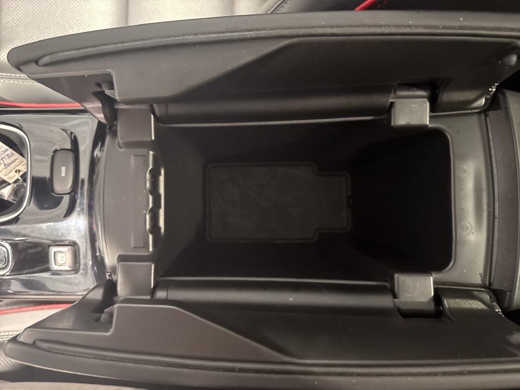Used 2023 Buick Envision Essence w/ Sport Touring Package FWD image 20