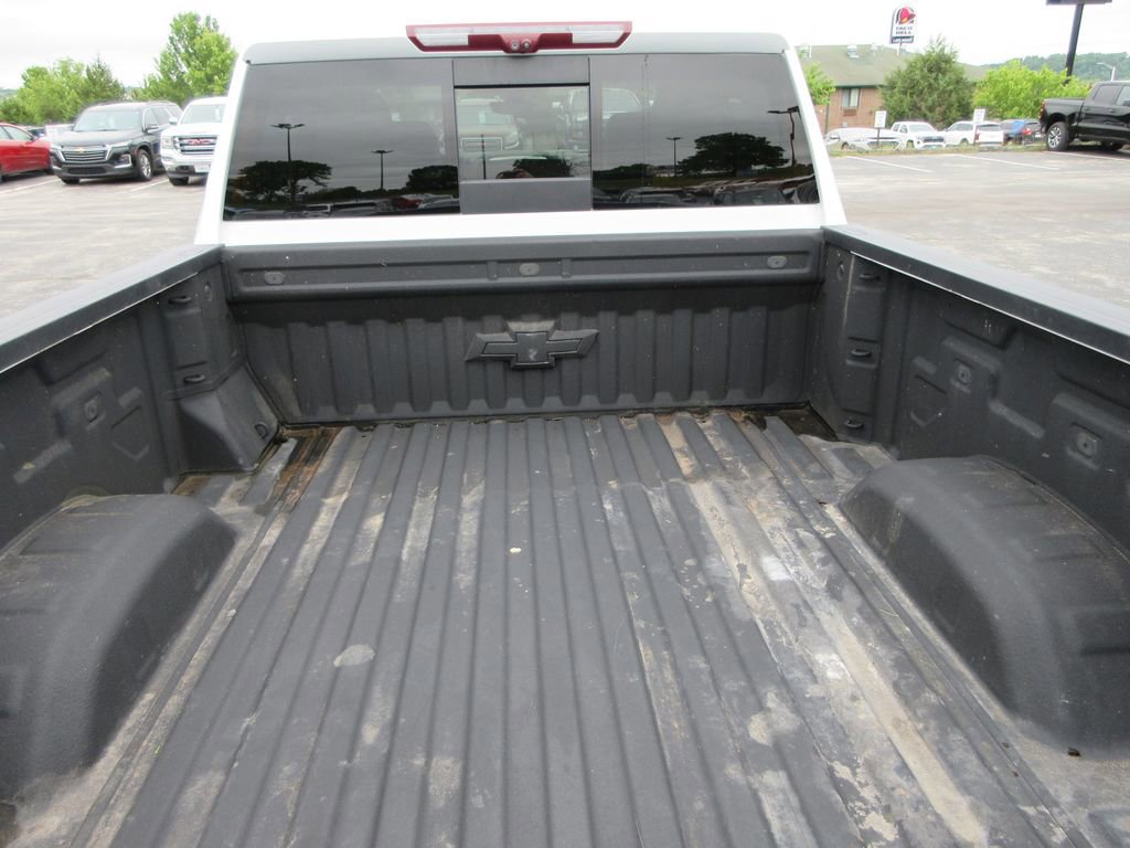 Used 2023 Chevrolet Silverado 3500 LTZ AWD/4WD image 16