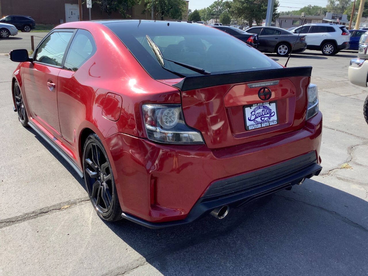 Used 2016 Scion tC FWD image 16