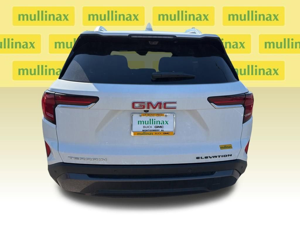 Used 2025 GMC Terrain Elevation w/ Elevation Premium Package FWD image 9