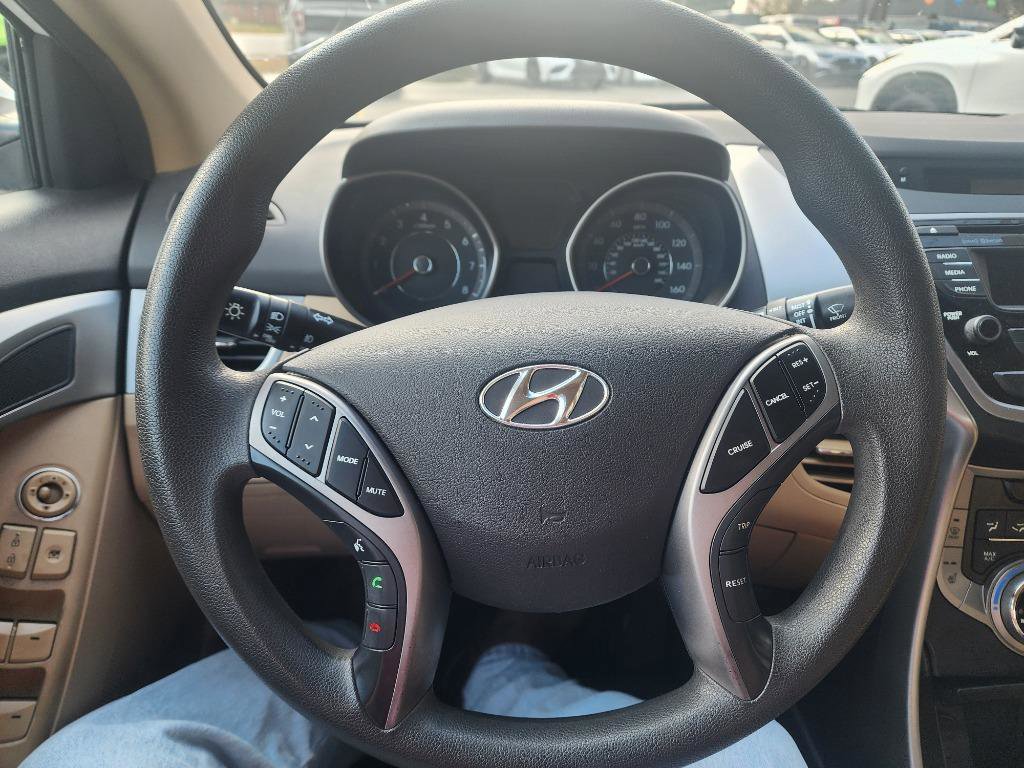 Used 2013 Hyundai Elantra GLS w/ Preferred Pkg FWD image 21