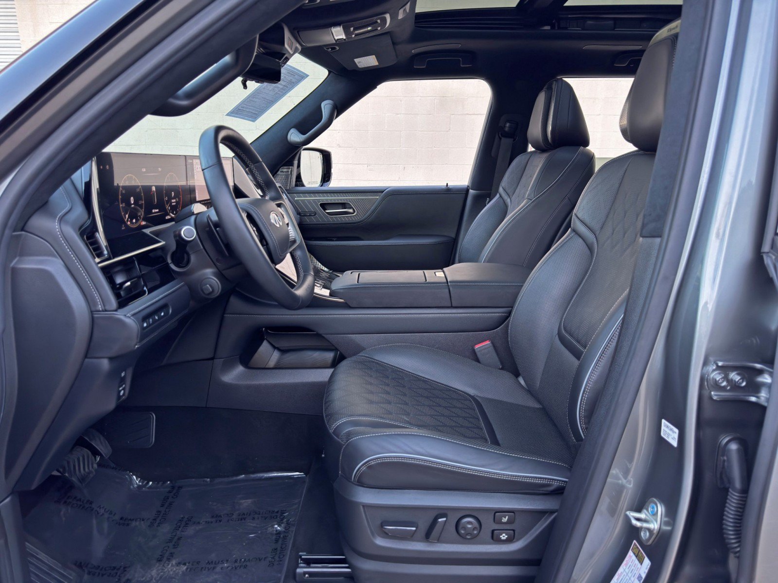 Used 2025 INFINITI QX80 Autograph AWD/4WD image 18
