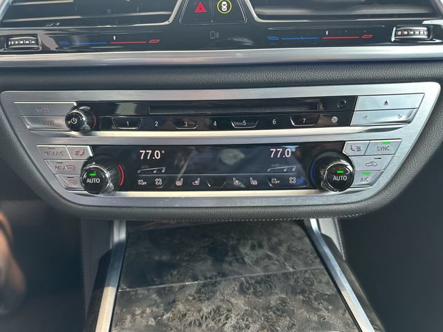 Used 2017 BMW 750i xDrive AWD/4WD image 20