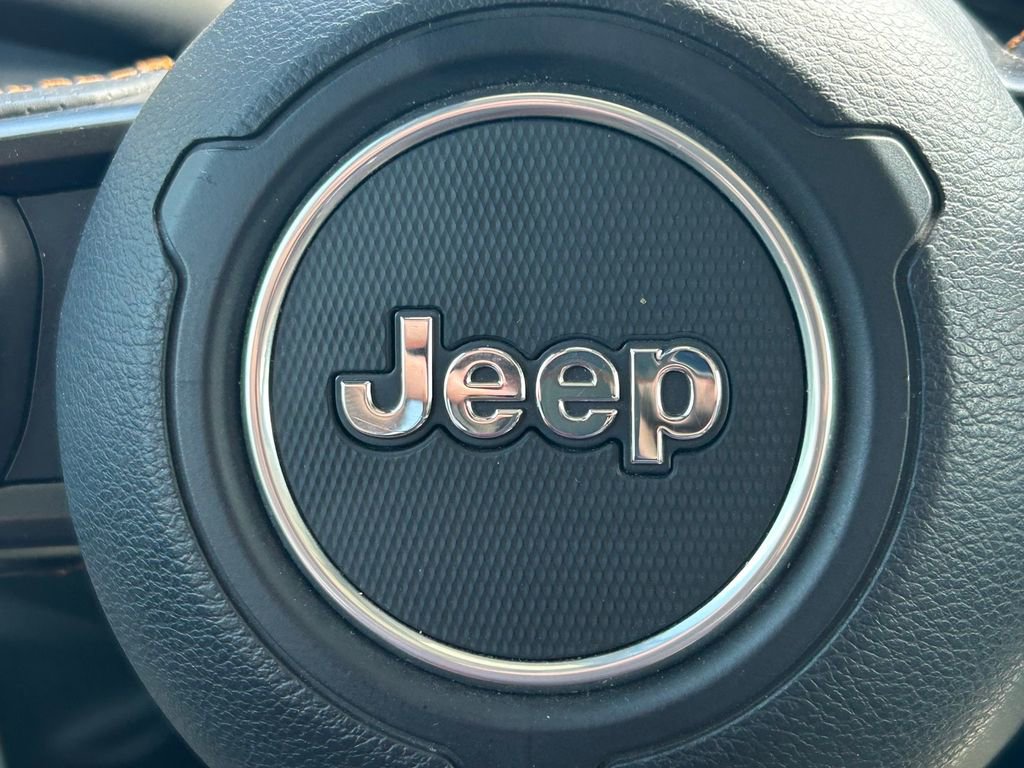 Used 2024 Jeep Gladiator Mojave w/ Safety Group image 41