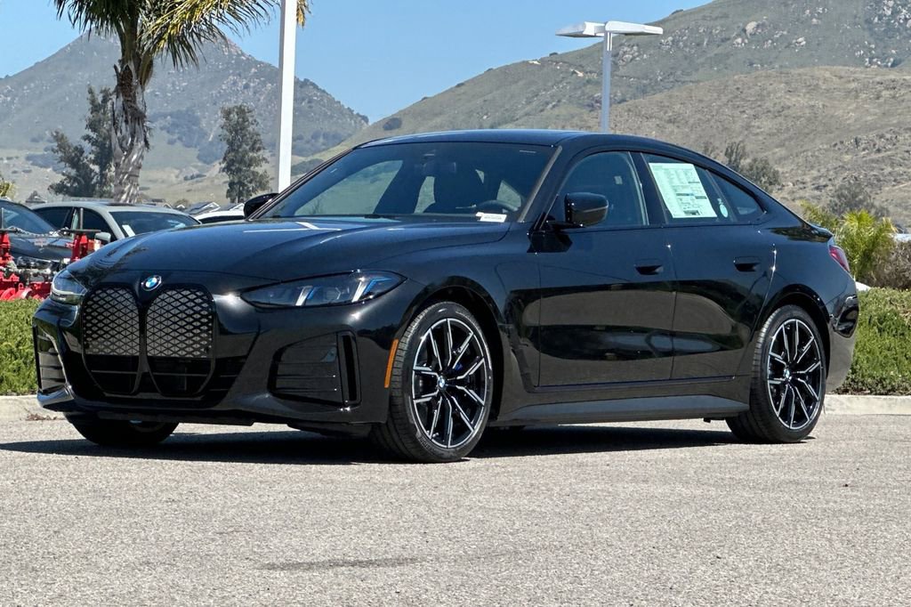 New 2026 BMW i4 xDrive40i w/ M Sport Package AWD/4WD image 7