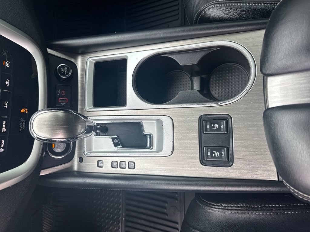 Used 2018 Nissan Murano SV w/ Premium Package image 28