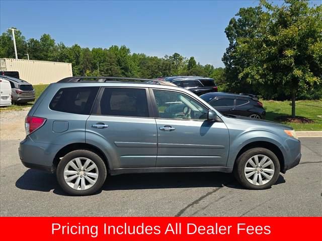 Used 2012 Subaru Forester 2.5X Premium w/ All-Weather Pkg AWD/4WD image 2