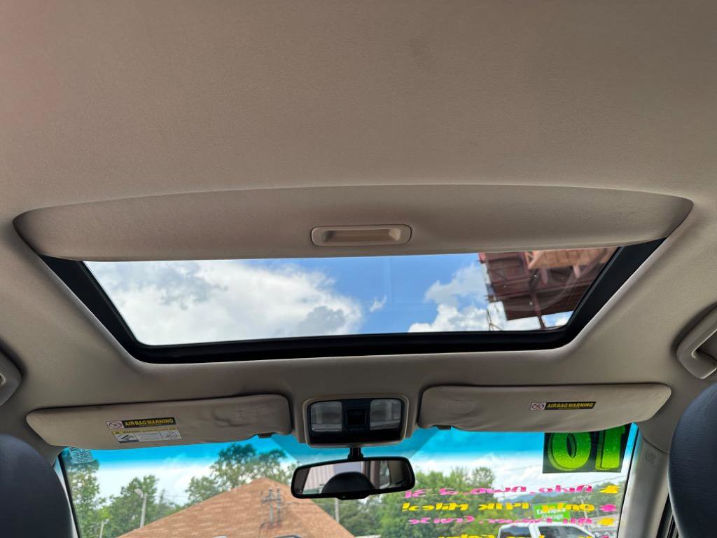 Used 2010 Acura RDX SH-AWD w/ Technology Package image 6