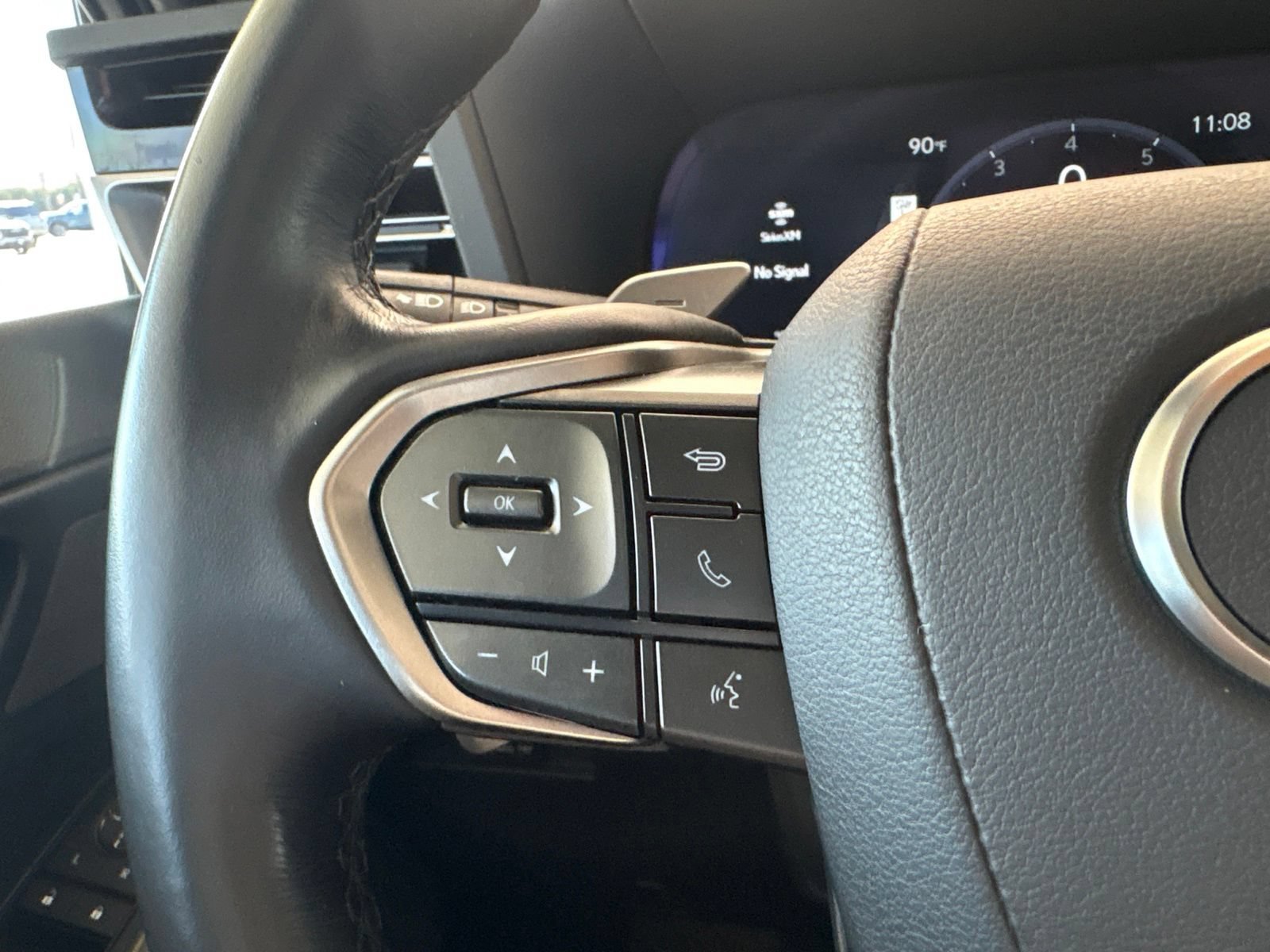 Used 2024 Lexus GX 550 w/ Accessory Package (2T) AWD/4WD image 36
