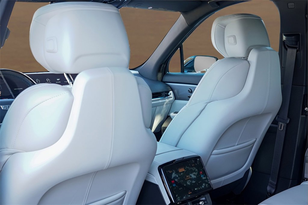 New 2026 Cadillac Vistiq Luxury image 18