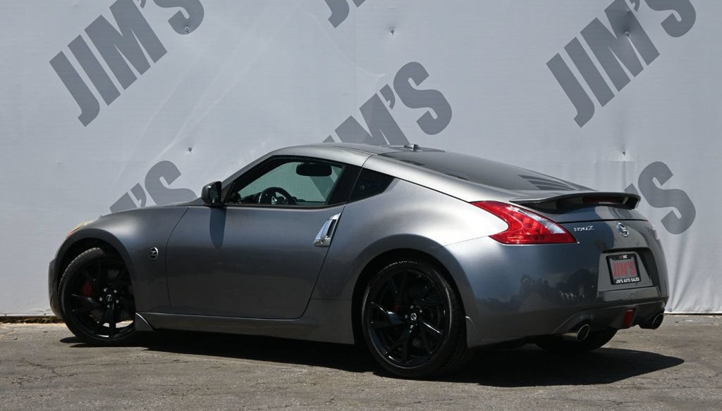 Used 2014 Nissan 370Z Touring w/ Sport Package RWD image 7