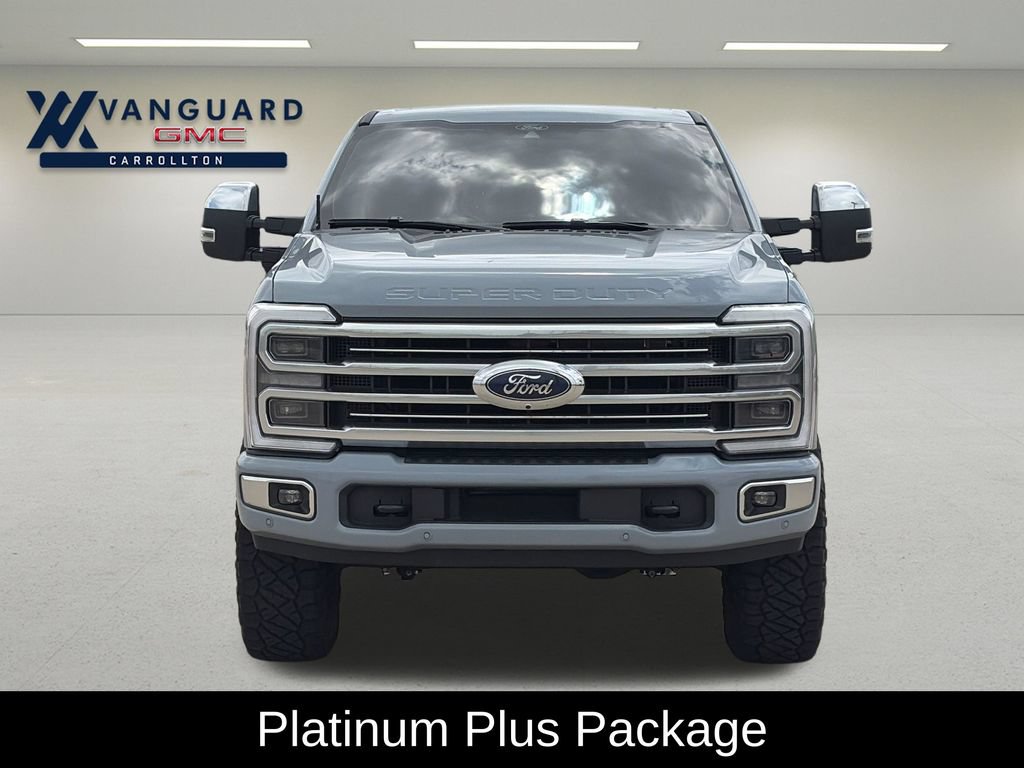 Used 2025 Ford F250 Platinum w/ Platinum Plus Package AWD/4WD image 2