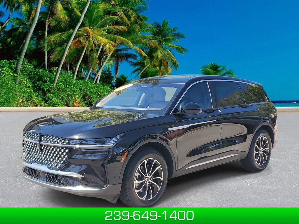 Used 2024 Lincoln Nautilus Premier w/ Equipment Group 102A image 1