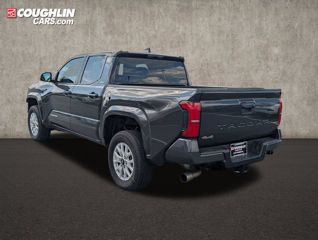 Used 2024 Toyota Tacoma SR5 AWD/4WD image 5