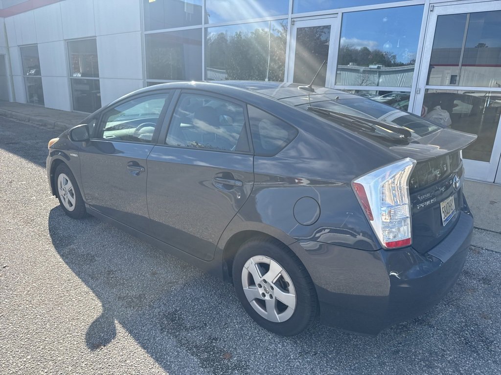 Used 2010 Toyota Prius Five image 2