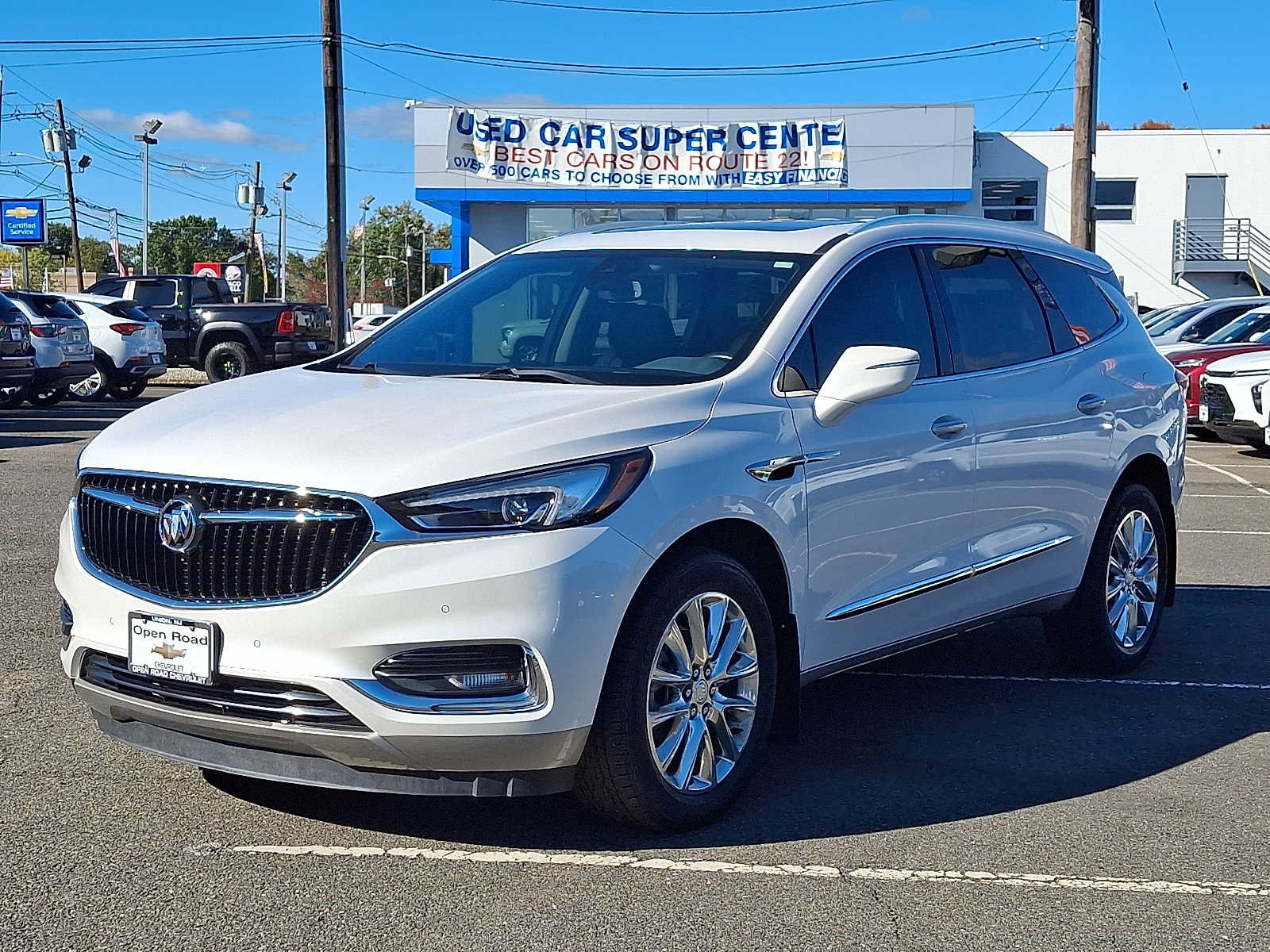 Used 2021 Buick Enclave Premium w/ Experience Buick Package AWD/4WD image 3