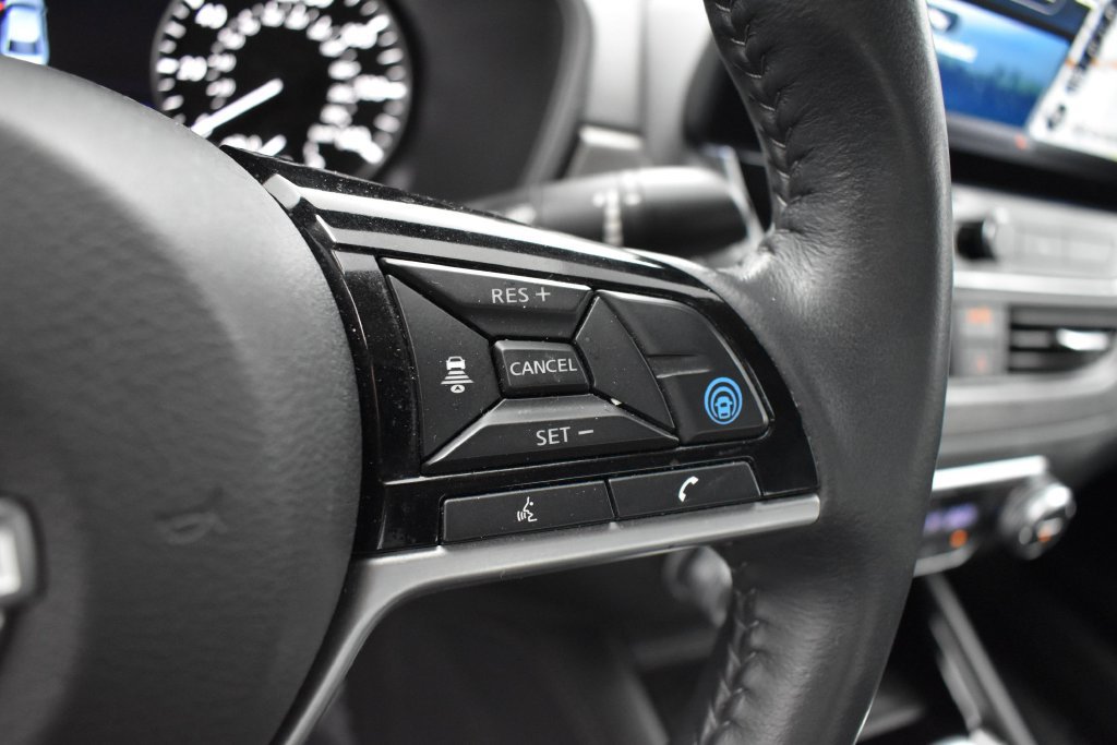 Used 2024 Nissan Altima 2.5 SL FWD image 15