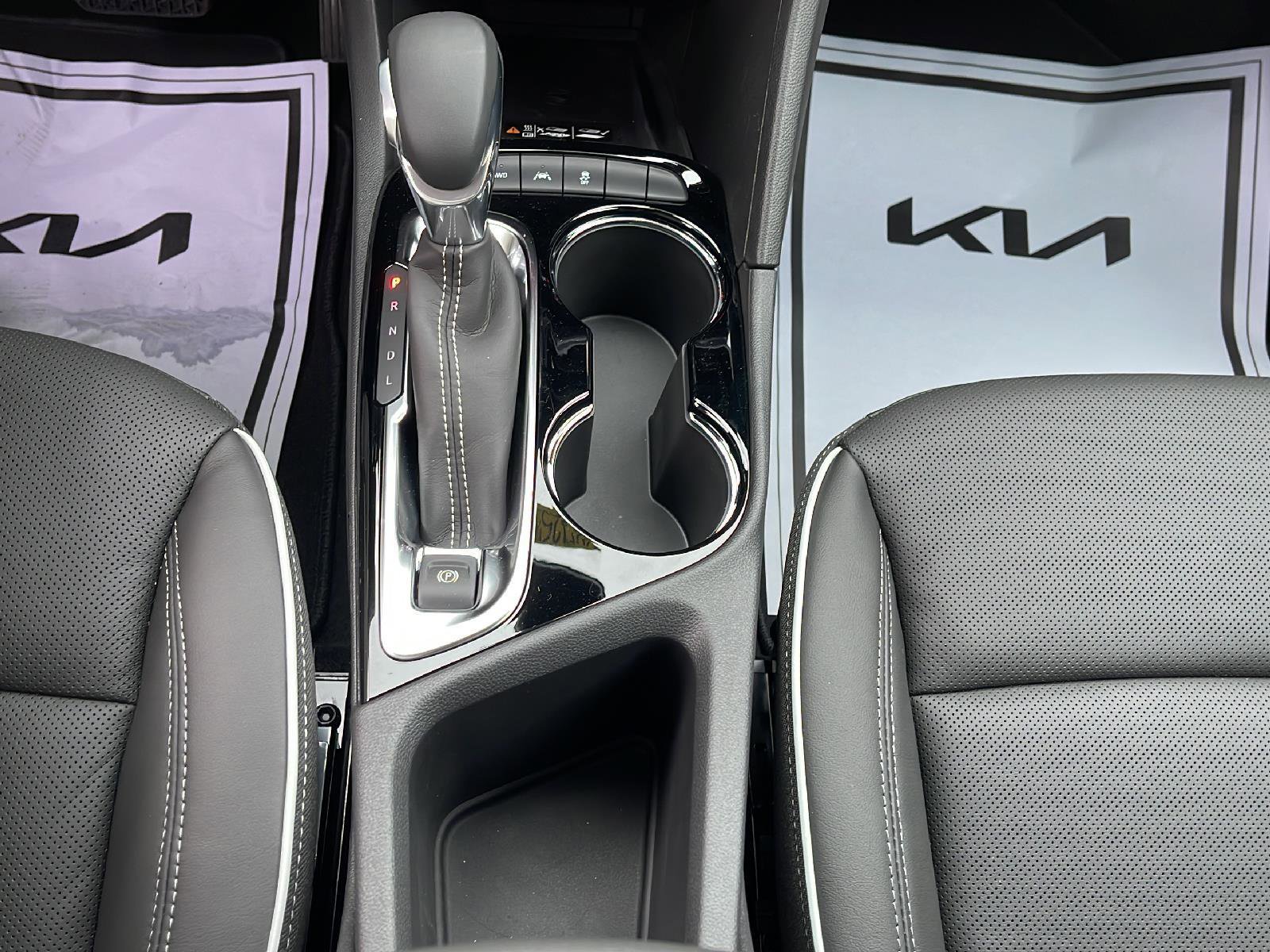 Used 2025 Buick Encore GX Avenir w/ Avenir Technology Package image 26