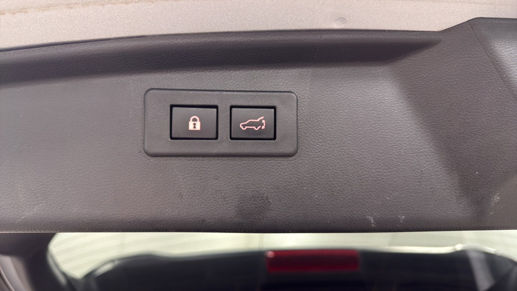 Certified 2021 Subaru Outback Limited image 35