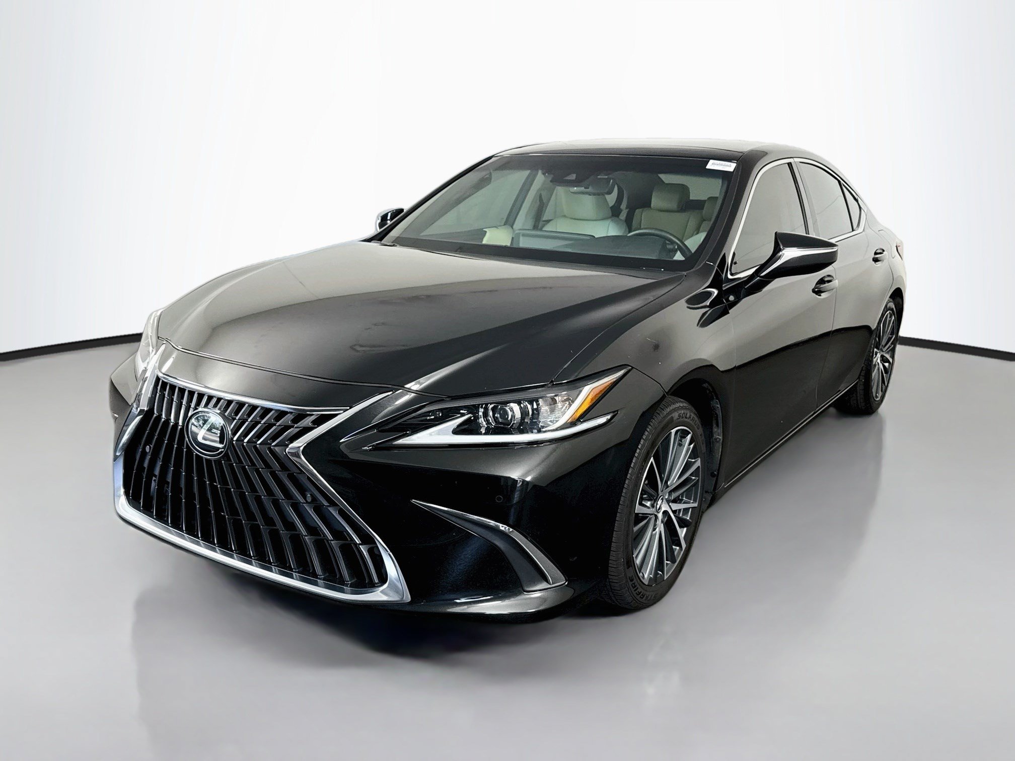 Used 2022 Lexus ES 350 w/ Premium Package FWD image 4