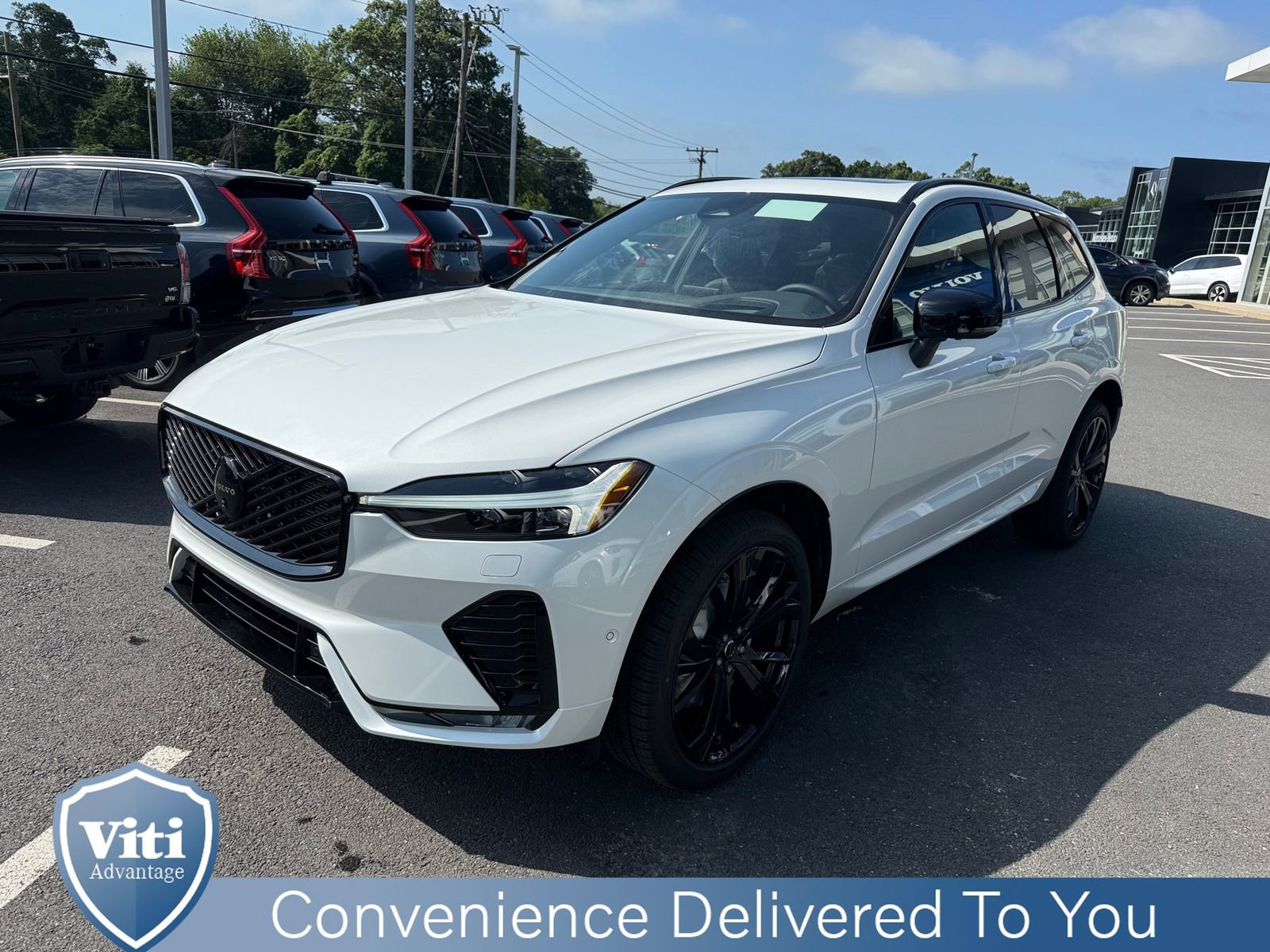 New 2026 Volvo XC60 B5 Ultra w/ Protection Package Premier image 4